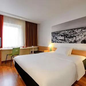 *** Hotel Ibis Medical Park Germany