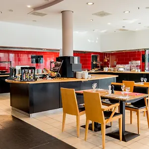 Four Dusseldorf Airport Hotel Ratingen
